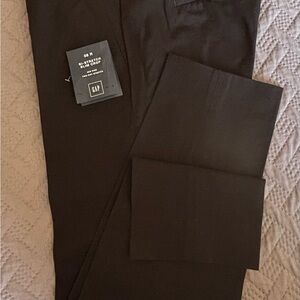GAP Ladies Black Slim crop pants